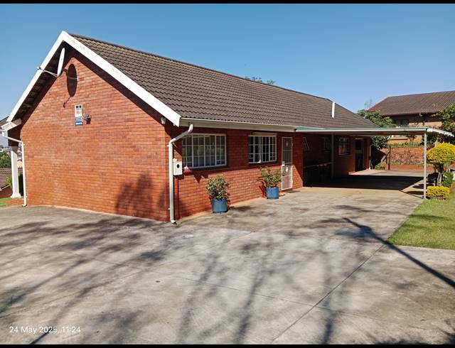 2 BEDROOM FREESTANDING FOR SALE IN BELFORT ESTATE